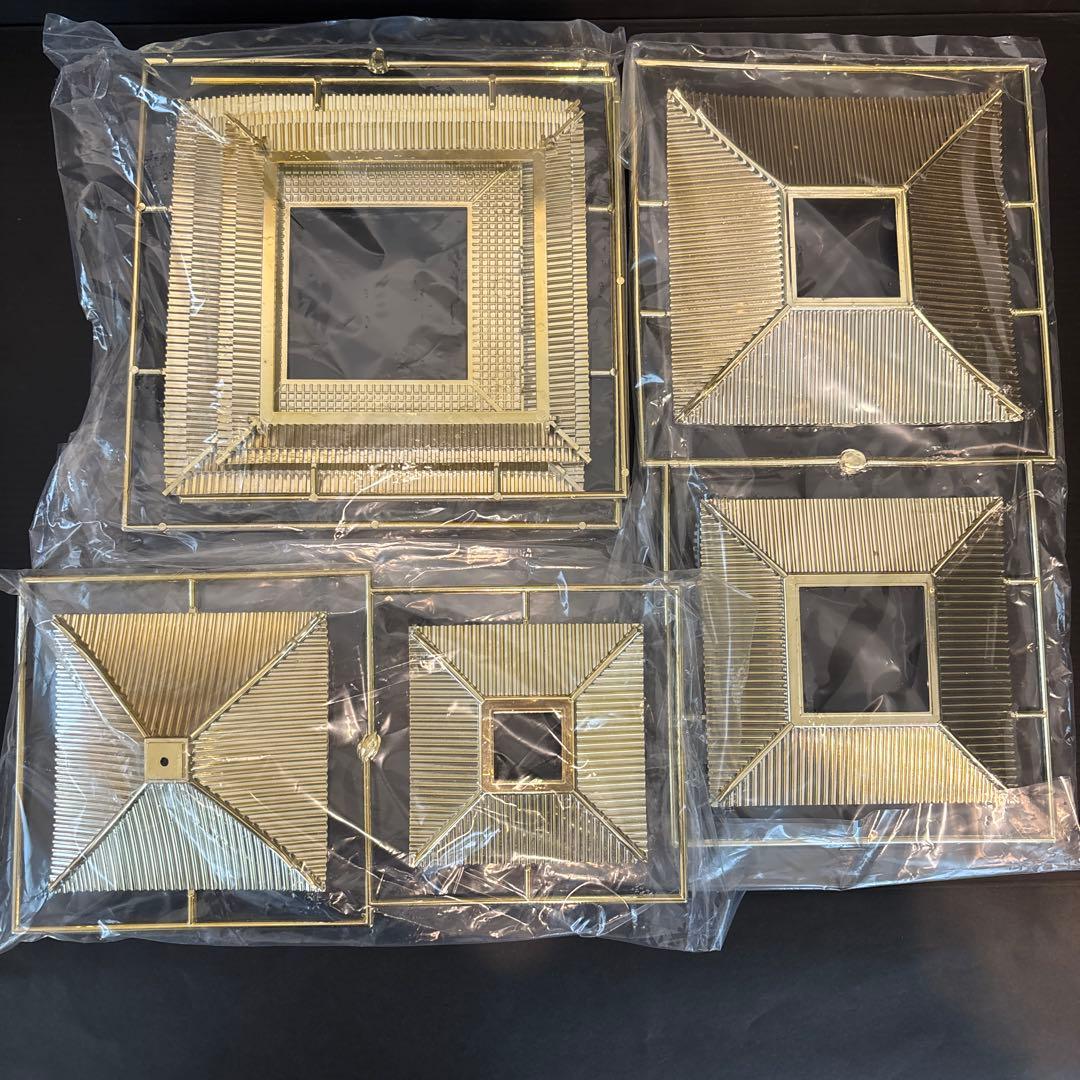 フジミ　国宝　薬師寺 東塔　ゴールド プラモデ　1/100 寺院　建築物