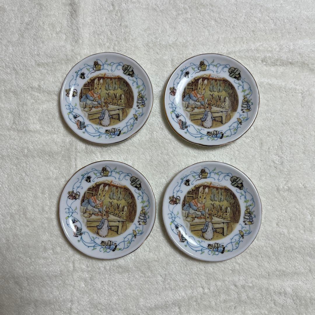 ピーターラビット　ミニチュアバスケット