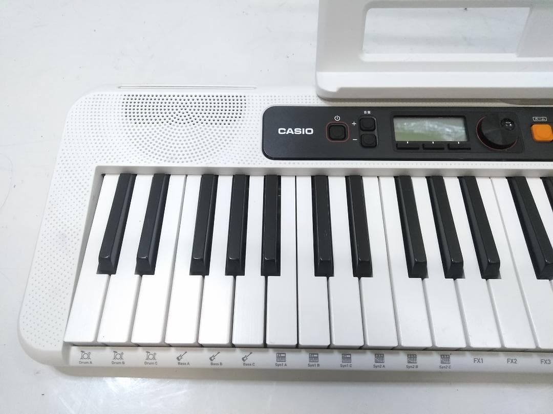 カシオ Casiotone CT-S200 61鍵 電子キーボード△