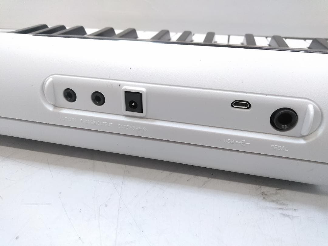 カシオ Casiotone CT-S200 61鍵 電子キーボード△