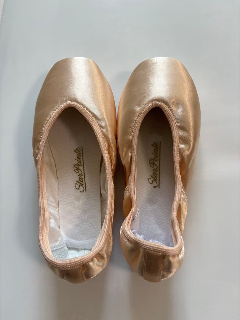 GrishkoSTARPOINTEトゥシューズ サイズ5 XXX ゴムリボン付き