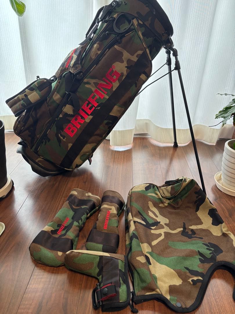 ブリーフィング　CR-4 ウッドランドカモ　迷彩　 キャディバッグ ヘッドカバー