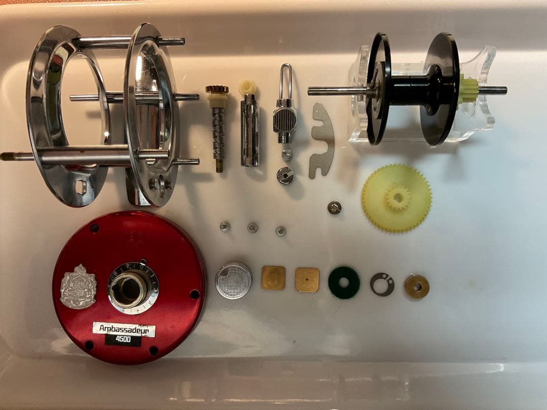 元箱付 ABU アンバサダー 4500 メンテ済 フレーム修正済 チェリーレッド