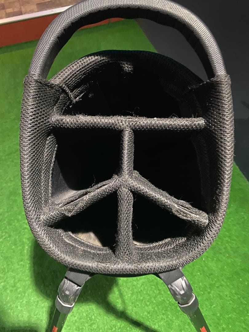 ひ品　BRIEFING迷彩スタンド付きキャディバッグ