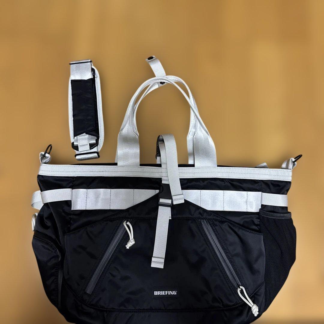 美品　BRIEFING ゴルフバッグ