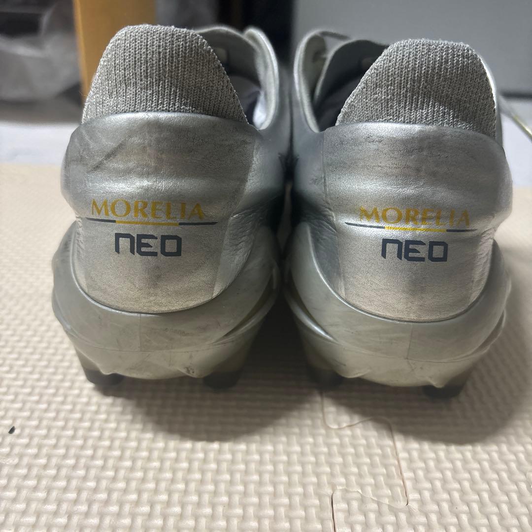 MORELIA NEO シルバースパイクシューズ　袋付き