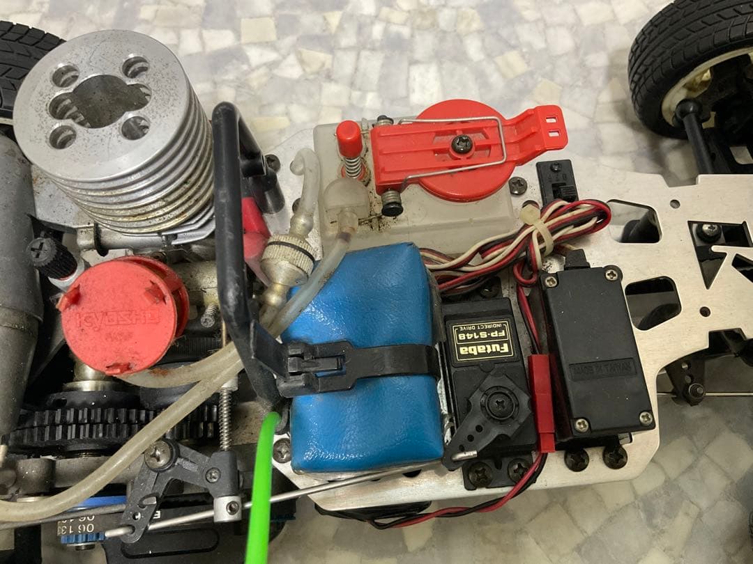 京商　エンジンRCカー　ラジコン （現状品　ジャンク品）