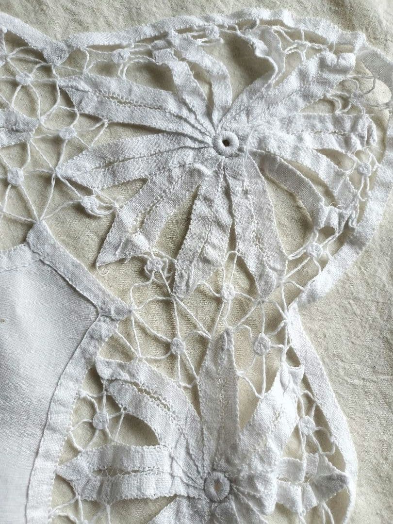 フランスアンティーク　ボビンレース　whiteテーブルクロス