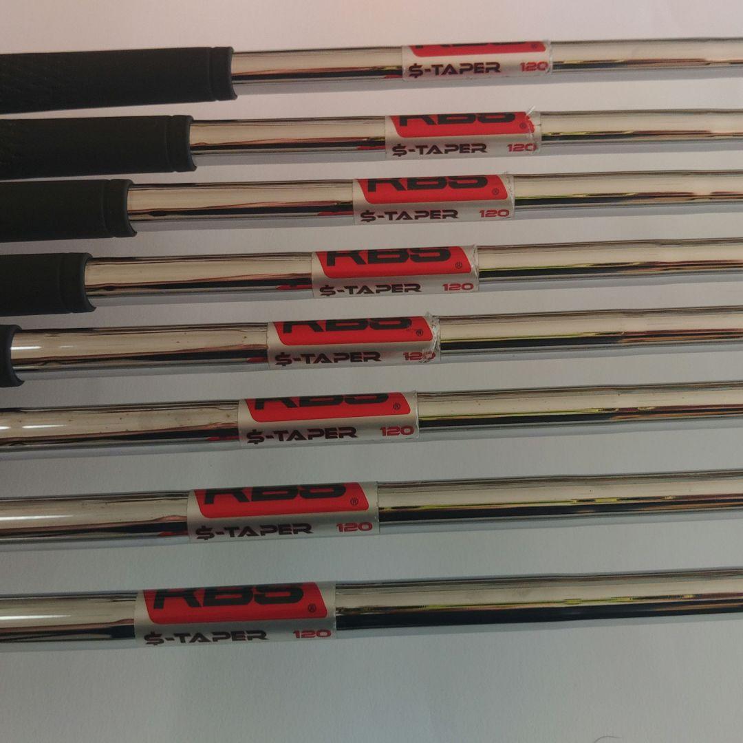 コブラ　キングフォージド ツアー アイアン 8本セット（4～GW）