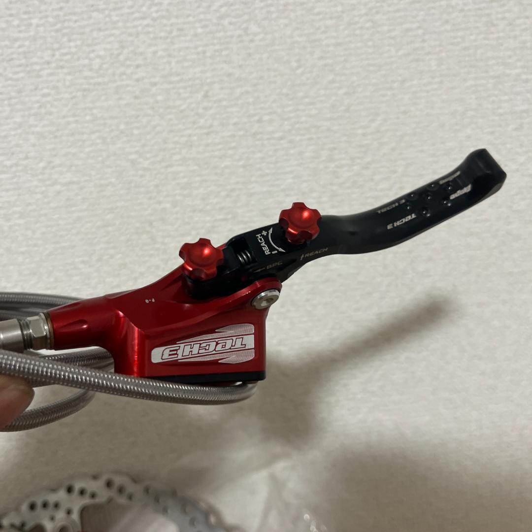 HOPE TECH3レバー、V4キャリパーセット
