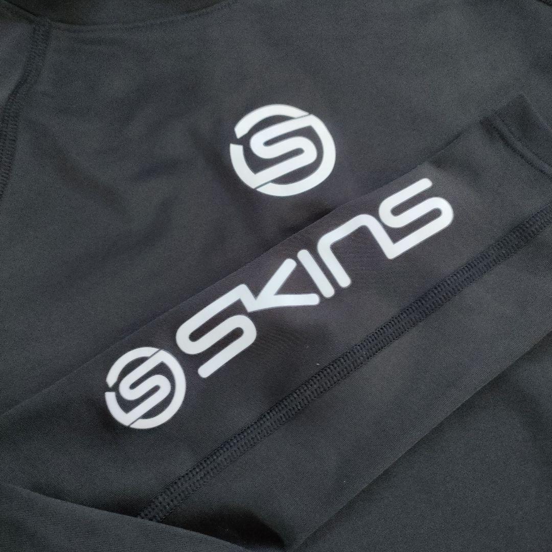 SKINS ロングスリーブシャツ＆タイツセット