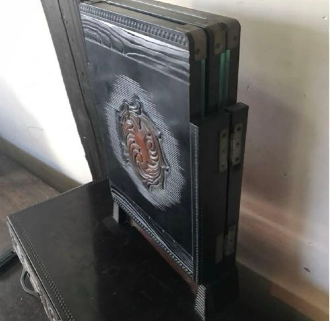 ビンテージ　木製　三面鏡　鏡台　木彫りの装飾が丁寧で雰囲気あります