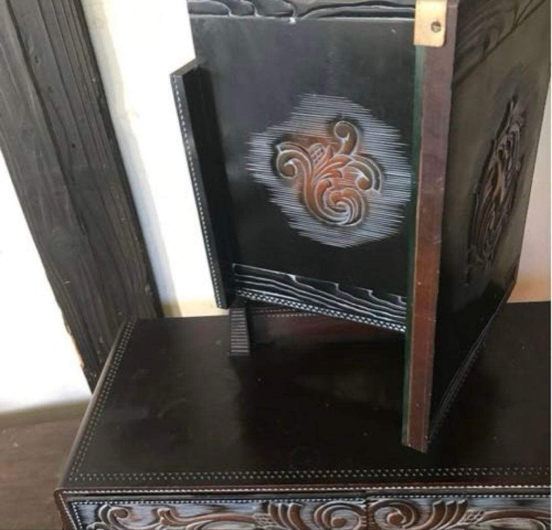 ビンテージ　木製　三面鏡　鏡台　木彫りの装飾が丁寧で雰囲気あります