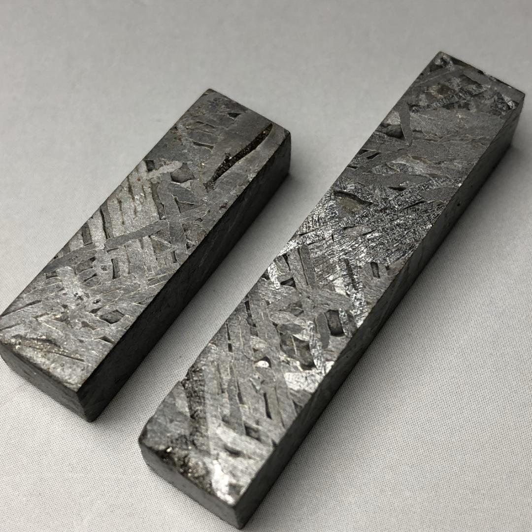 アルタイ隕石　 鉄隕石　メテオライト鉄隕石　原石 　重さ約45ｇ