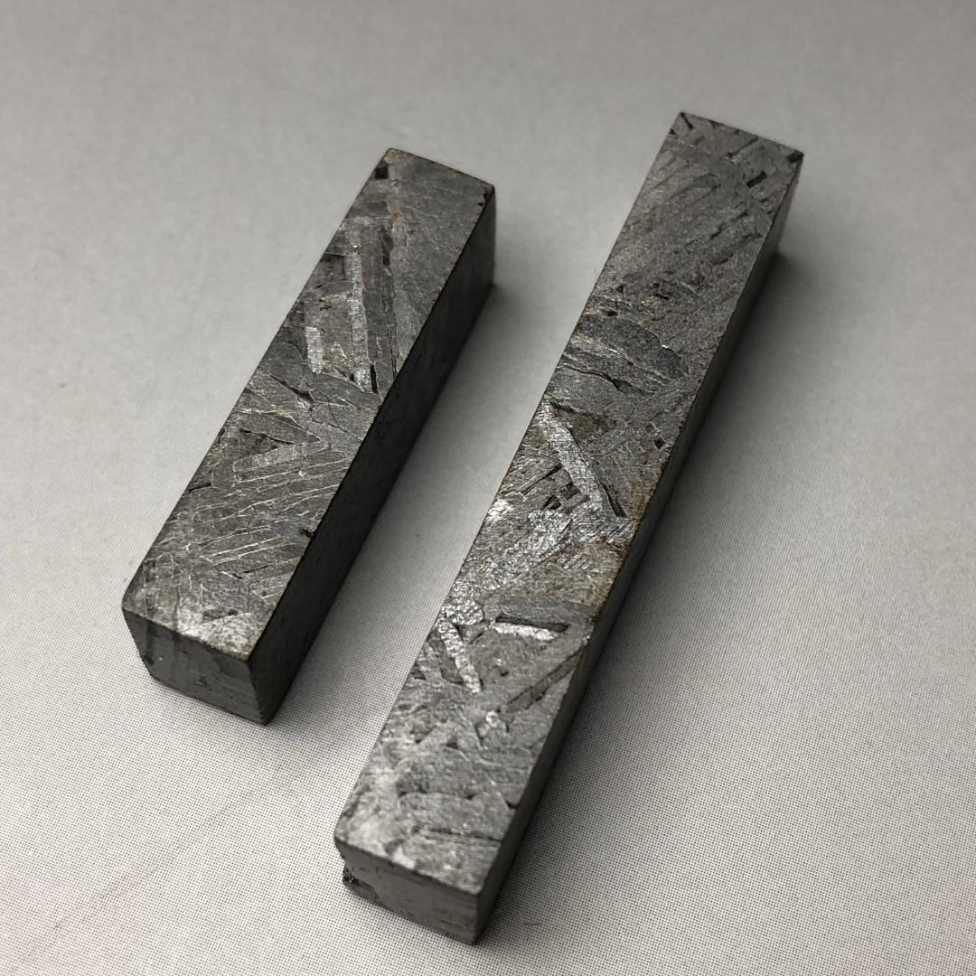 アルタイ隕石　 鉄隕石　メテオライト鉄隕石　原石 　重さ約45ｇ