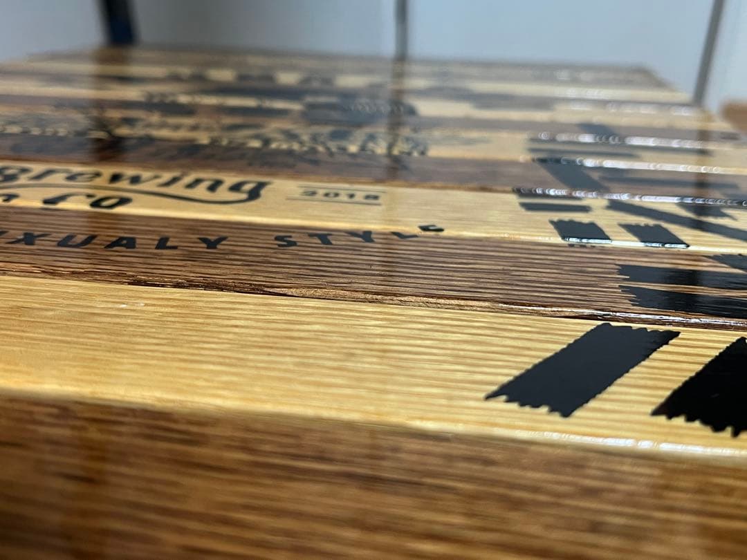 み*お様 ブラックデザイン　ハレテーブル　grindlodge生刷り