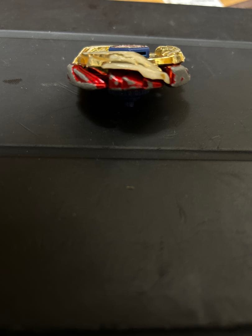 メタルファイトベイブレード　ライトニングエルドラゴ　海外限定