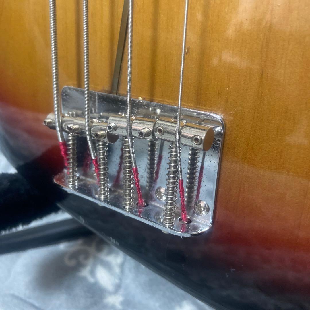 ベース Fender Japan JazzBass