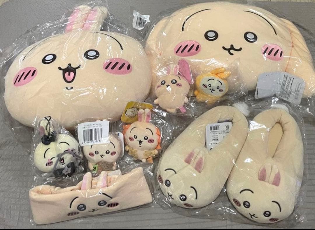 ちいかわ うさぎ ぬいぐるみなど まとめ売り