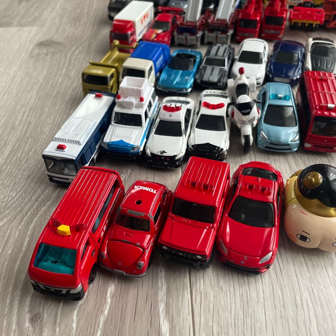 トミカ　まとめ売り　82台セット　ミニカー