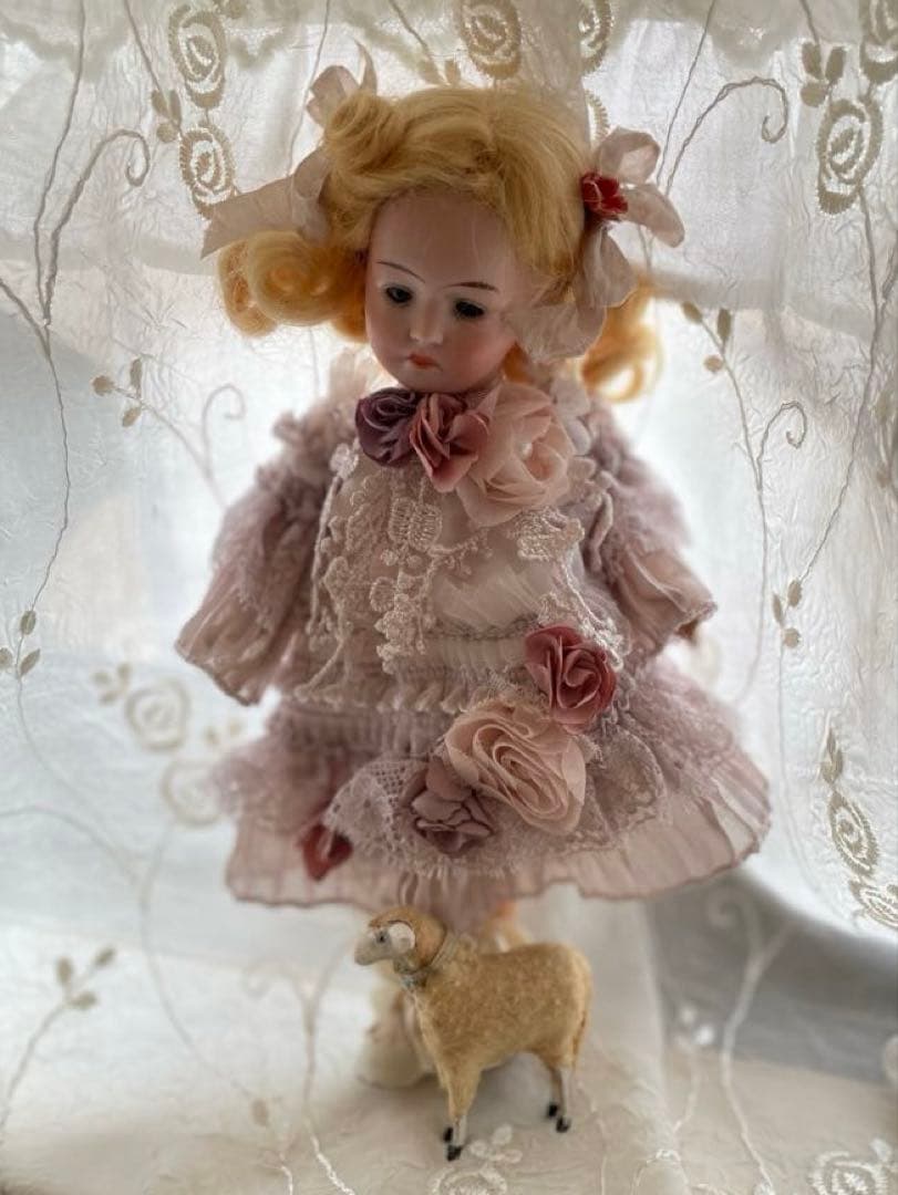 ˚✧₊⁎断捨離SALE品⁎⁺˳✧༚♡アンティークビスクドール 小さな子と羊さん♡