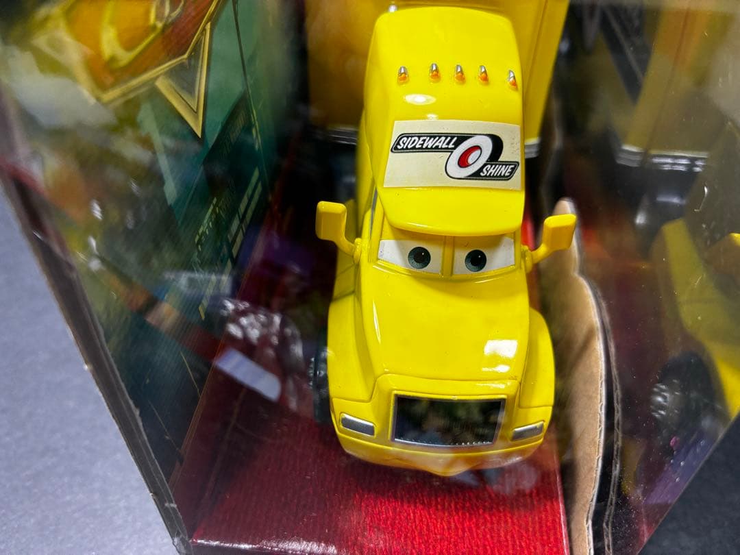 SIDEWALL SHINE HAULER 74 カーズ ミニカー