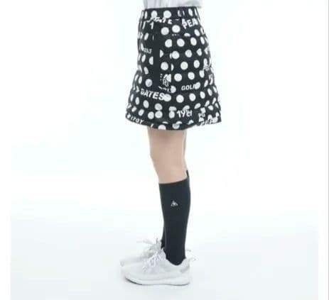 新品タグ付き！冬用　 パーリー　PEARLY GATES スカート