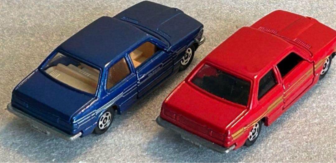 トミカ  320i 2台セット