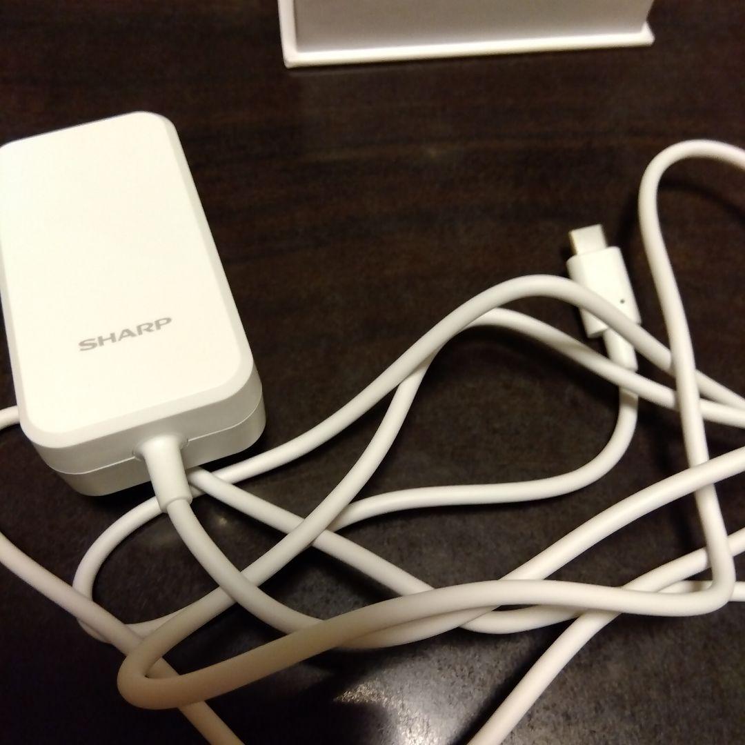 コンパニオン ロボット ポケとも SR-C01M-W と充電アダプターのセット