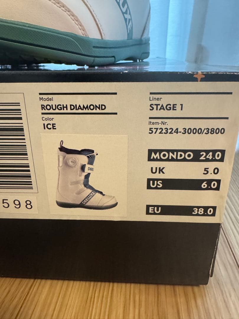 新品未使用★DEELUXEディーラックスICE,24.0キッズスノーボードブーツ