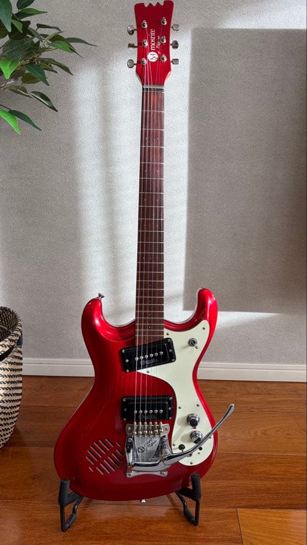 【感謝】極上美品★Mosrite JR-97 アンプ内蔵 モズライト