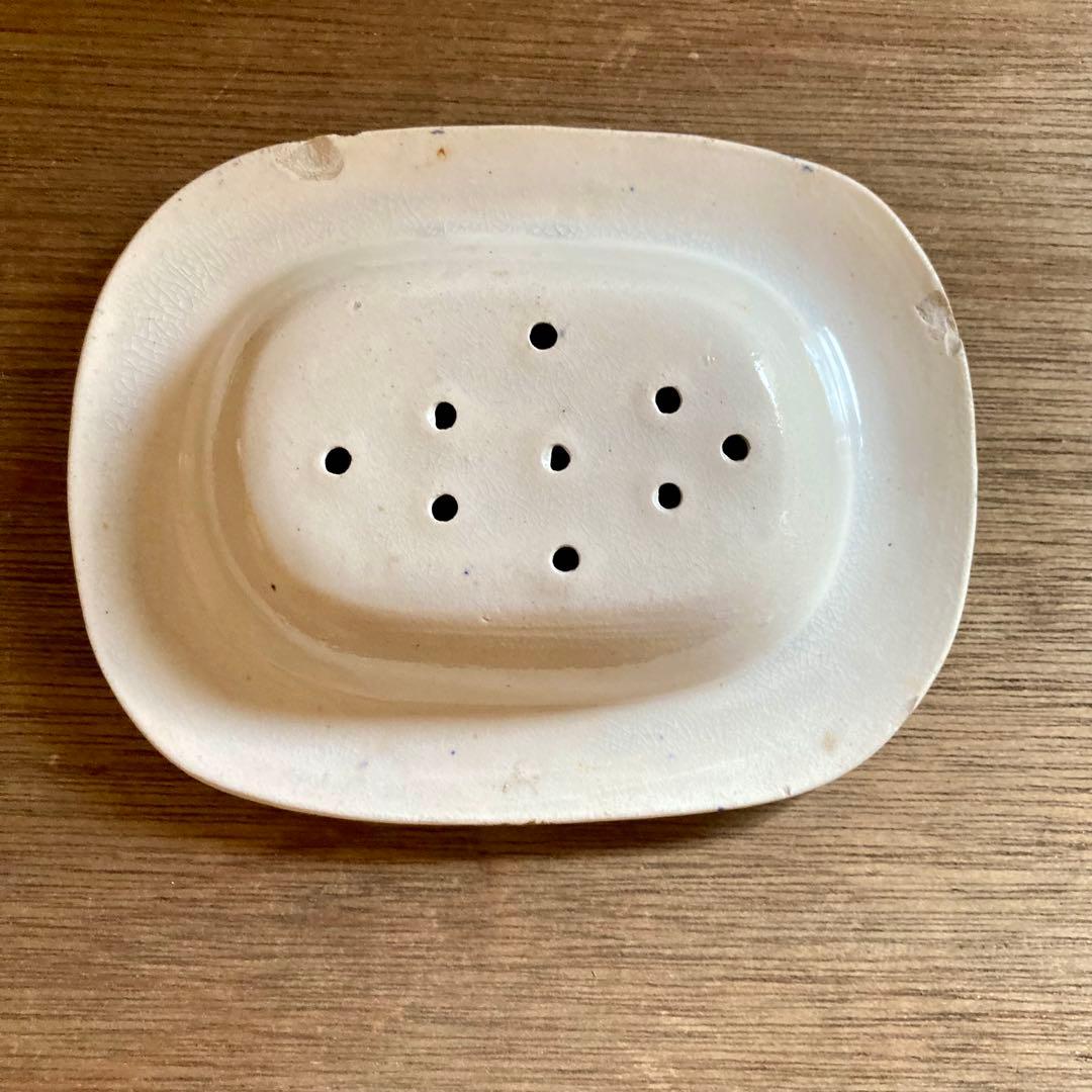 【アンティーク】 ソープディッシュ　石鹸置き　England