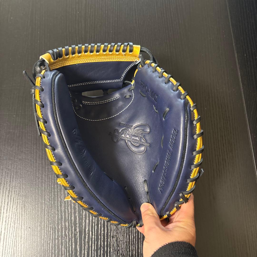 軟式ミット ネイビー×ゴールド
