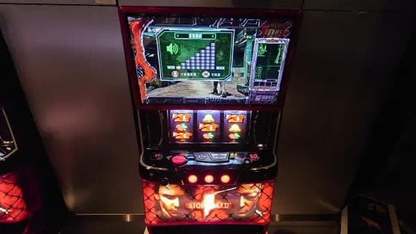 スマスロ実機 Ｌバイオハザード5ZE　※簡易ユニット付き※