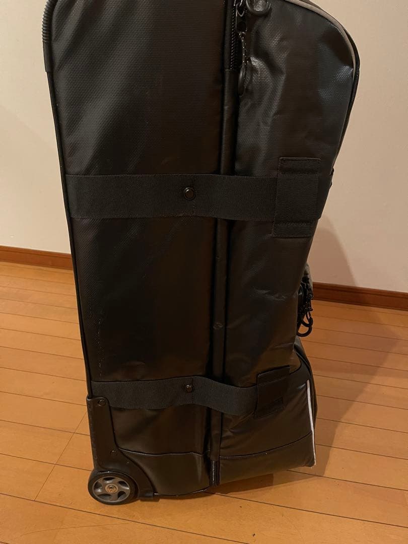 デサント スキー用キャリーバッグ（ブラック）ホイール付き【ほぼ新品・2回使用】