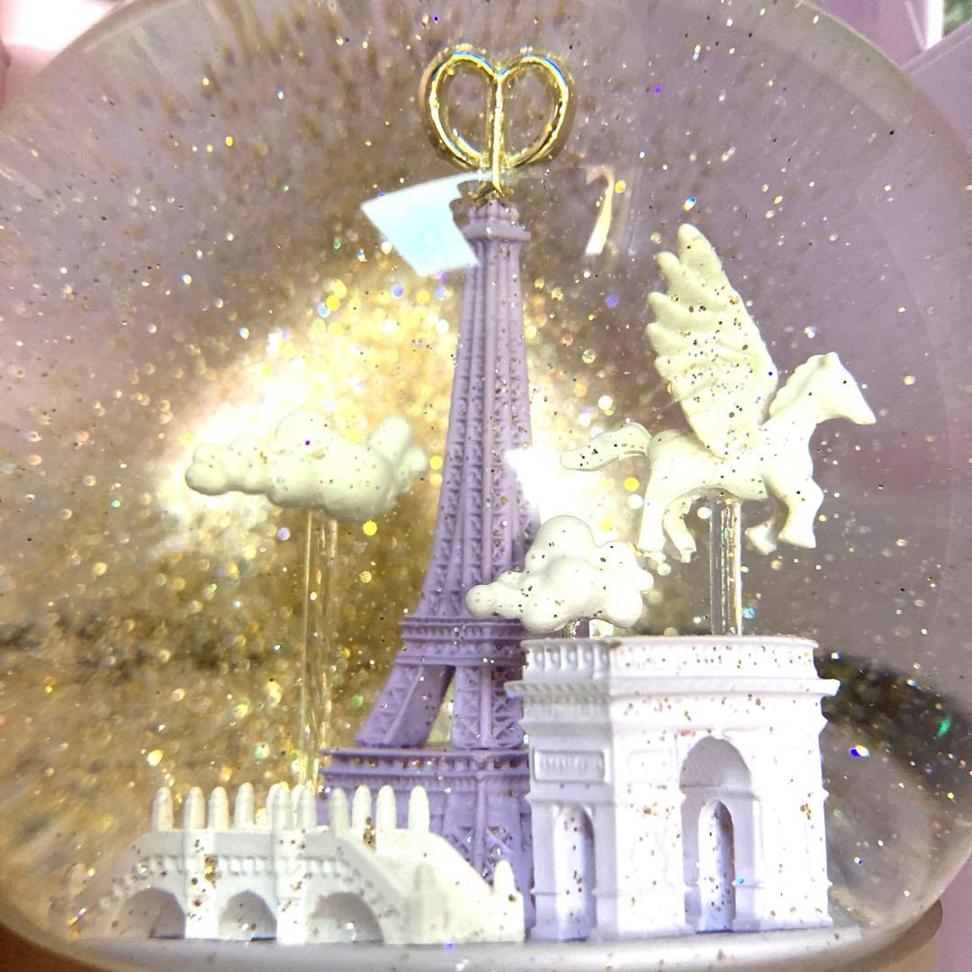 激レア　大人気クレドポーボーテ ホリデー 2024 ノベルティ スノードーム