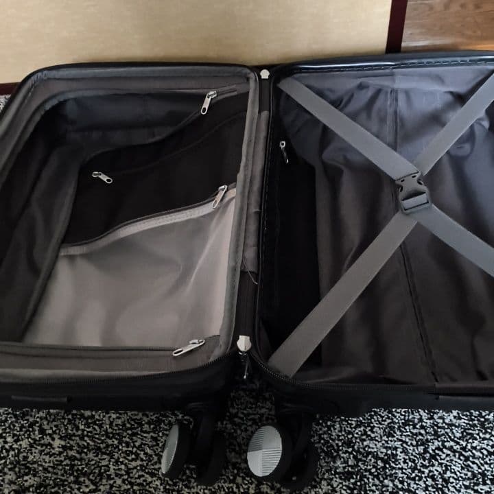 サムソンナイトス一ツケス機内持ち込み可能