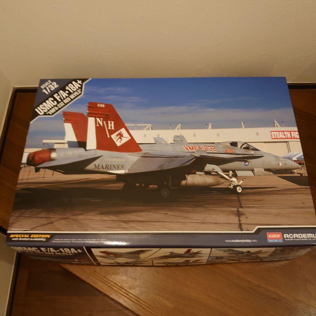 1/32 アカデミー USMC F/A-18A+ RED DEVILS