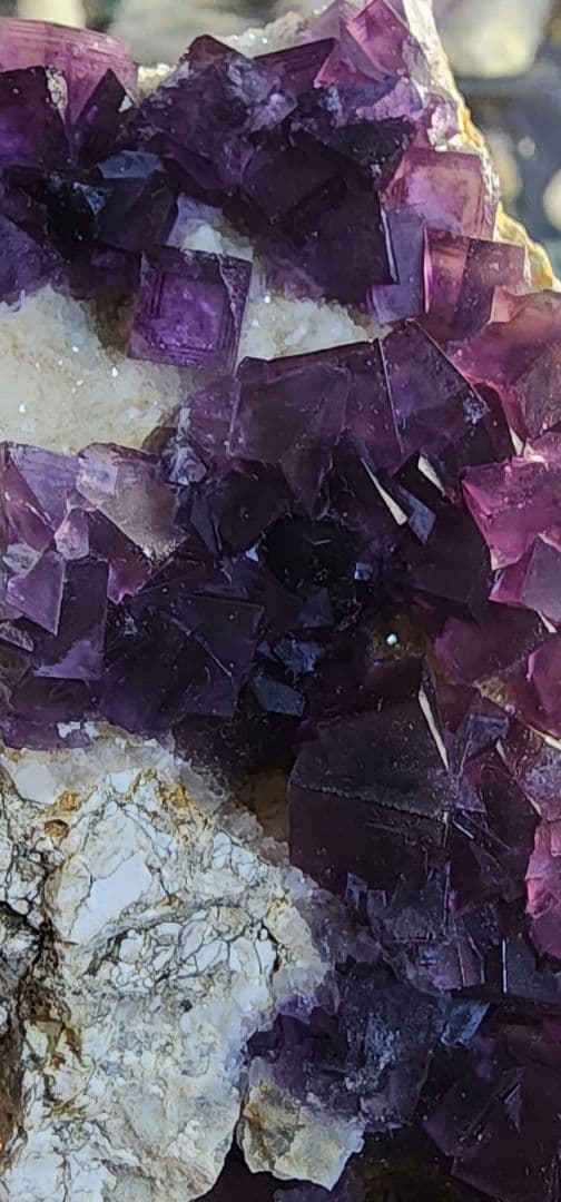 ​中国安徽省産フローライト (蛍石)