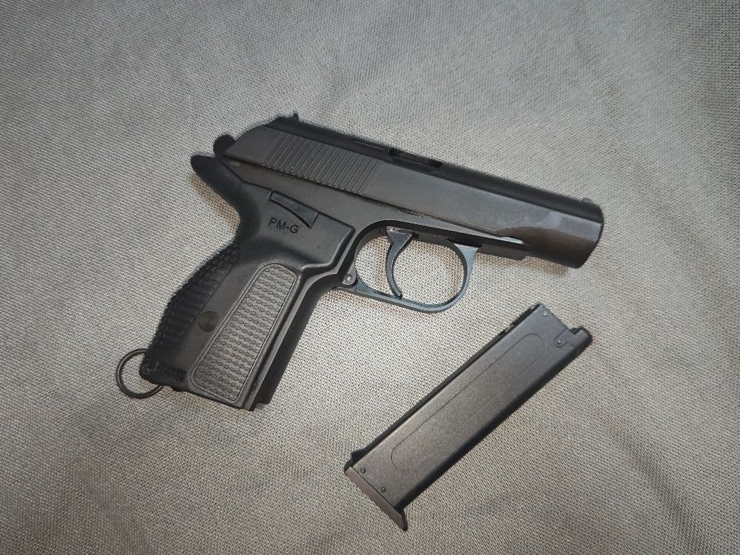 KSC ガスブローバック　マカロフPMG ブラック　限定品