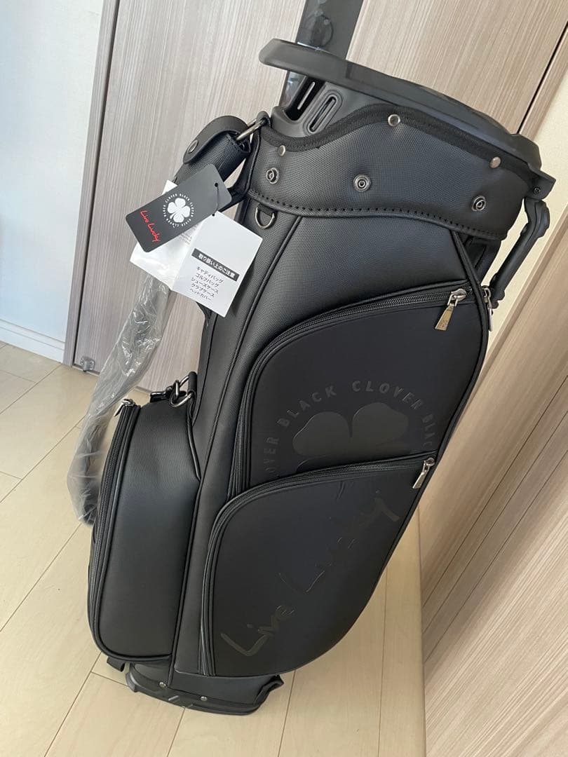 新品未使用　人気のBLACK CLOVER キャディバッグ ブラック