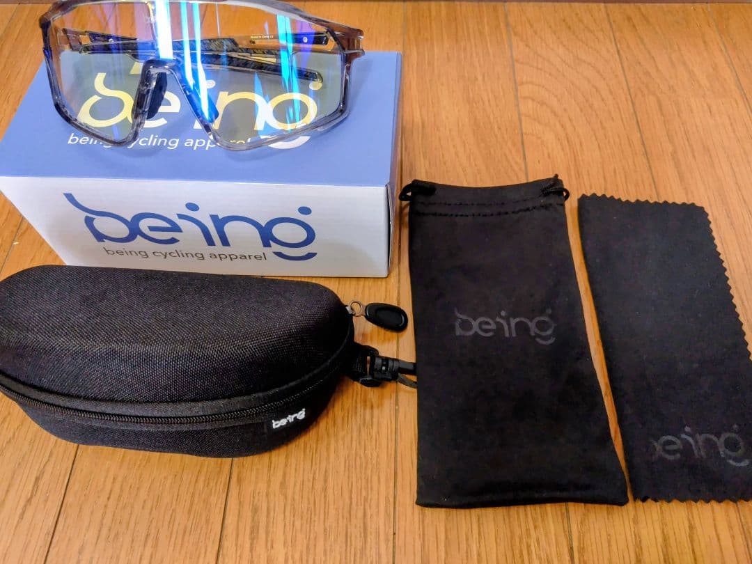 スポーツサングラス　being Libero【グレー】ブルーミラー(紫外線調光)