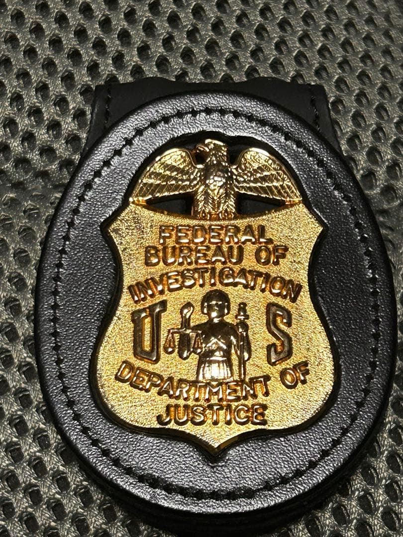 FBI 連邦捜査局　レプリカ　ポリスバッジ　アクセスオーバーシーズ製　LE