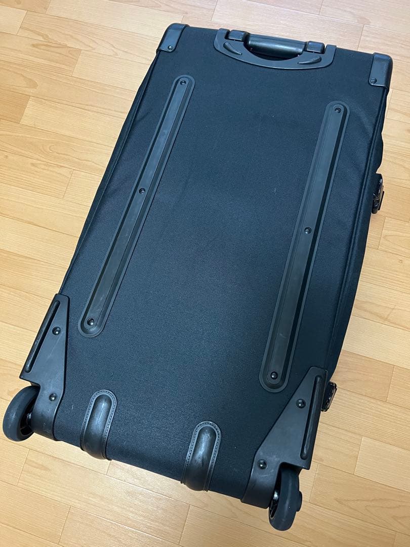 DAKINEダカイントラベルキャリー100 L バッグポーチ他一式 旅行に