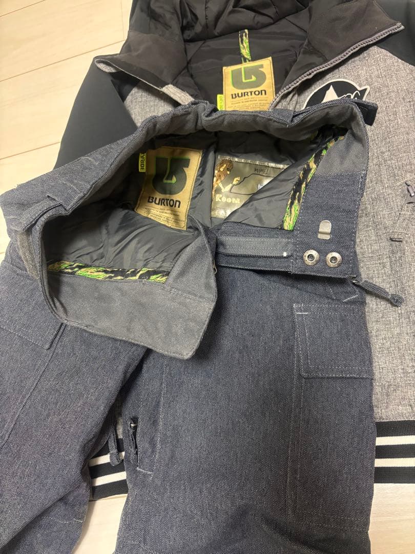 バートン スノーボードウェア キッズ 上ーXS 下ーS