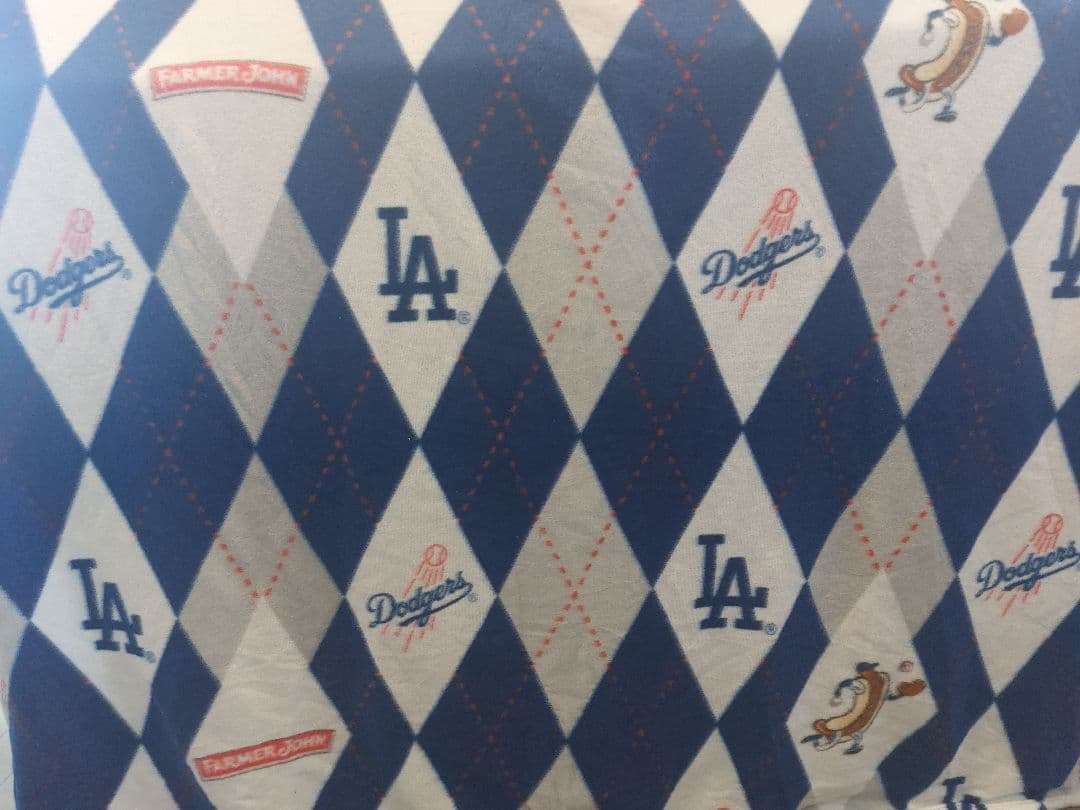 ドジャース　応援グッズ　ひざ掛け
