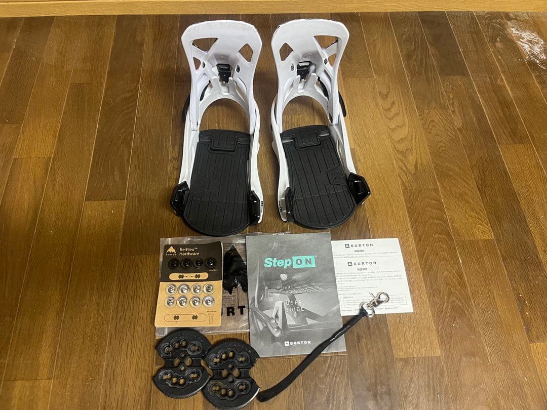 Burton Step On ビンディング メンズM ホワイト オーロラ柄