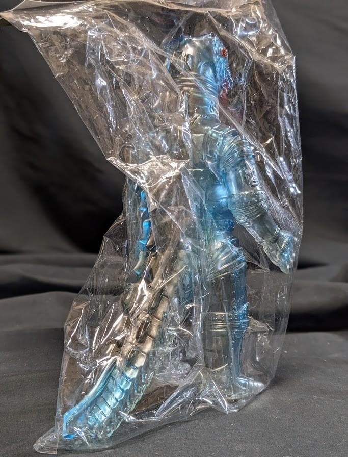 メカゴジラ「ゴジラ対メカゴジラ」（ブルマァク復刻）クリア成型ソフビフィギュア