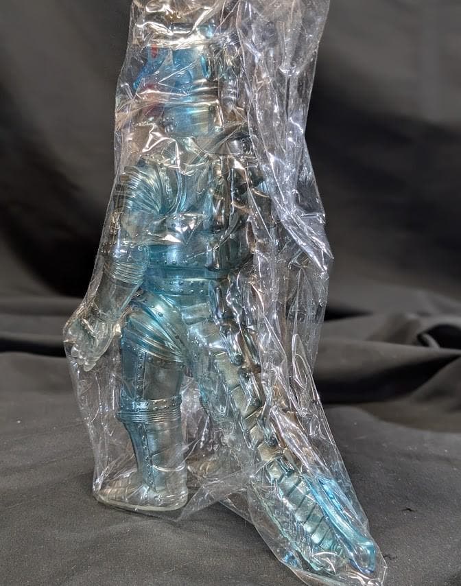 メカゴジラ「ゴジラ対メカゴジラ」（ブルマァク復刻）クリア成型ソフビフィギュア