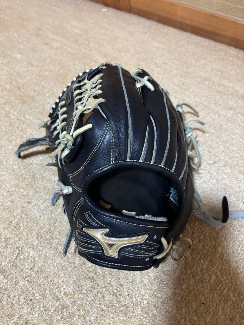 ミズノグローバルエリート　外野手用グラブ　左利き